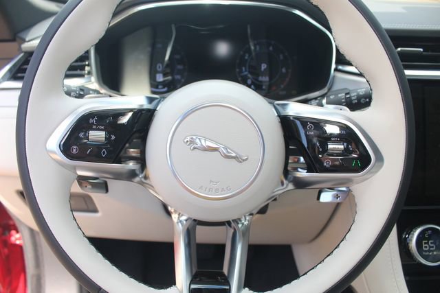 New 2025 Jaguar F-PACE R-Dynamic S image 17