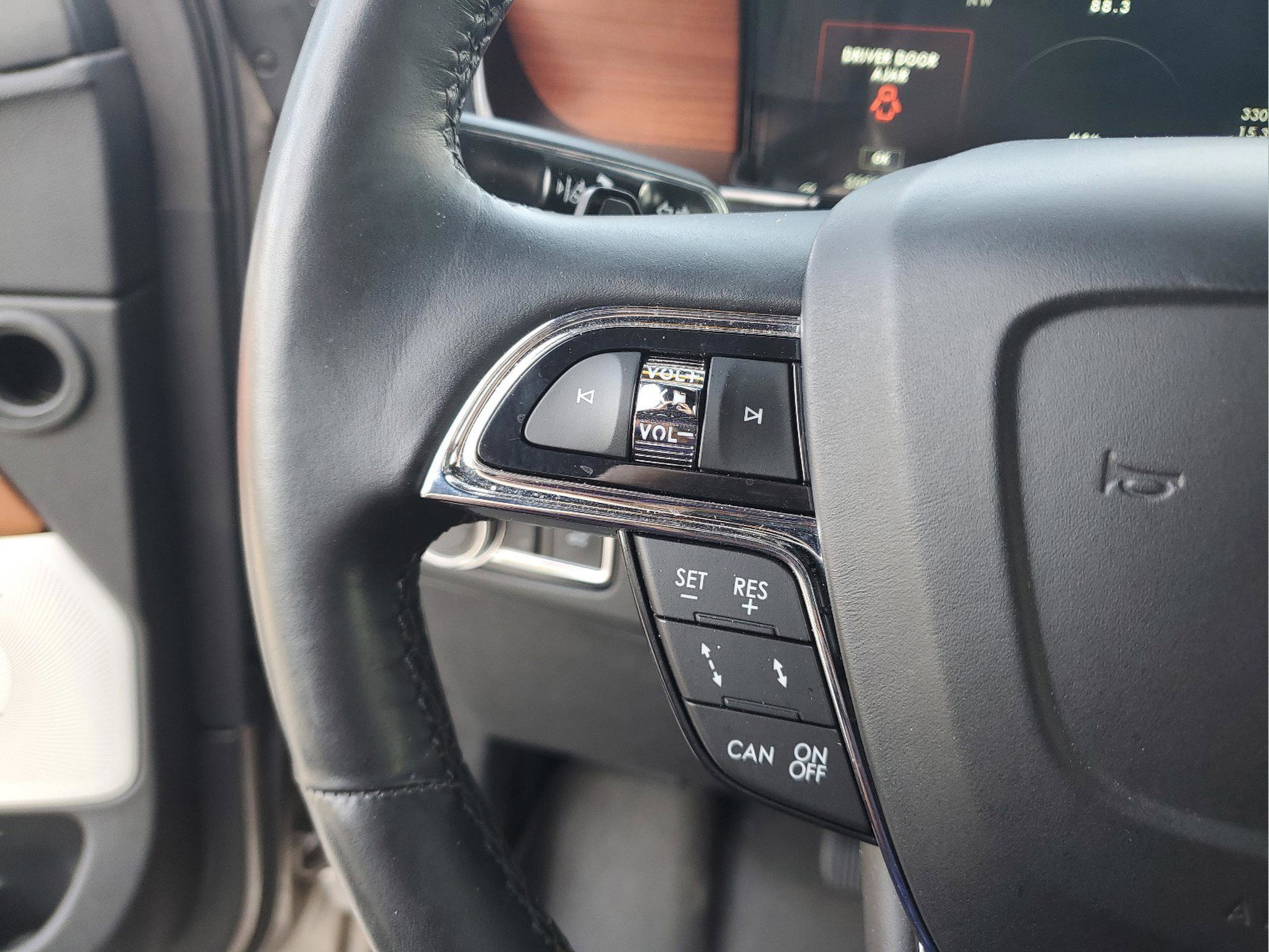 Used 2020 Lincoln Navigator Reserve w/ Luxury Package AWD/4WD image 25