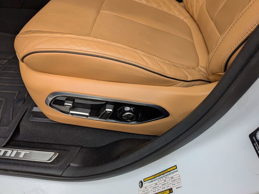 Used 2024 Jeep Grand Cherokee Summit image 14