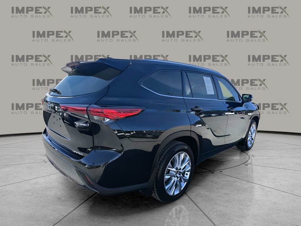 Used 2023 Toyota Highlander Limited image 5