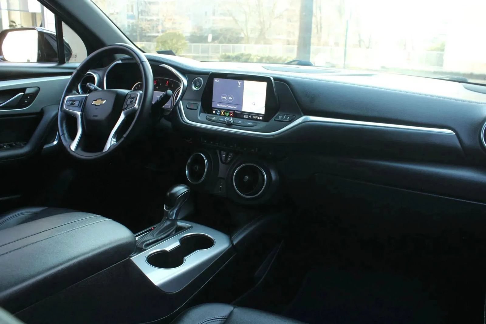 Used 2019 Chevrolet Blazer LT w/ Sound & Technology Package FWD image 24