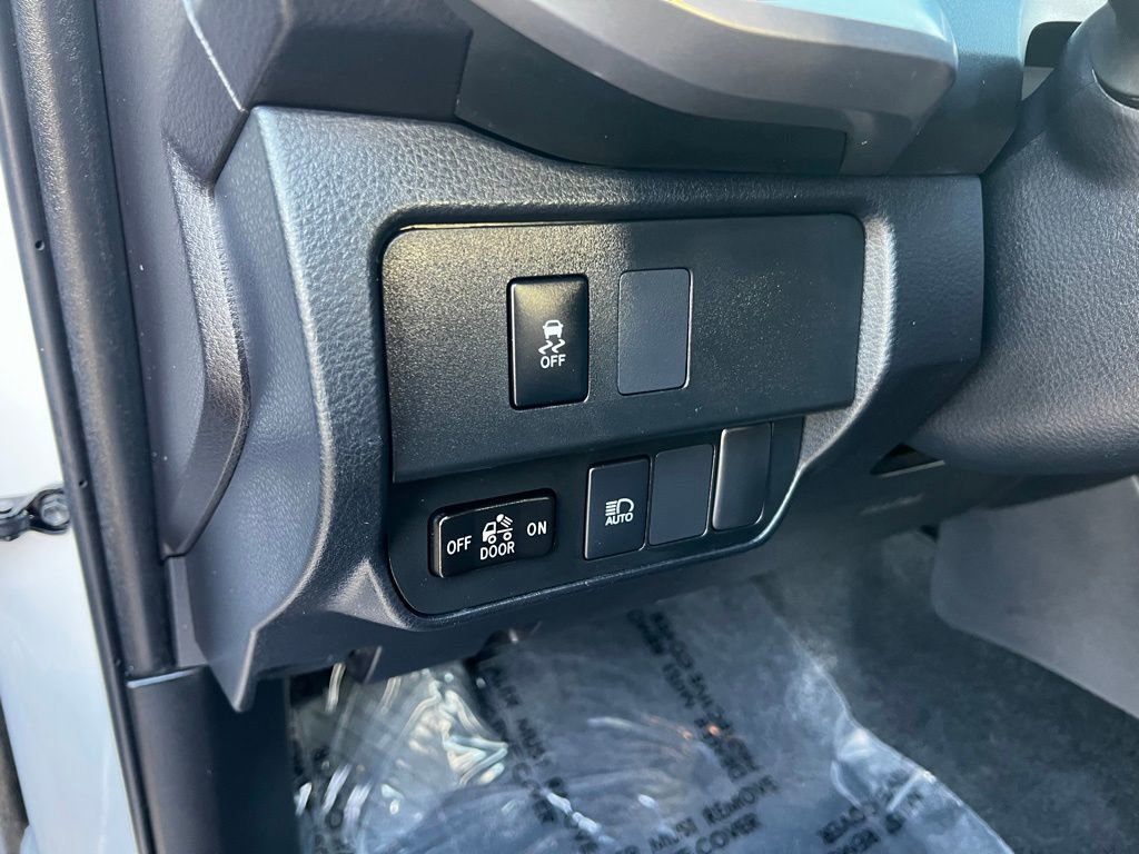 Used 2023 Toyota Tacoma SR5 image 41