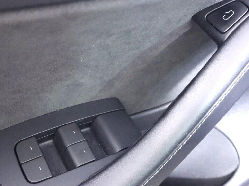 Used 2023 Tesla Model 3 Standard Range RWD image 29