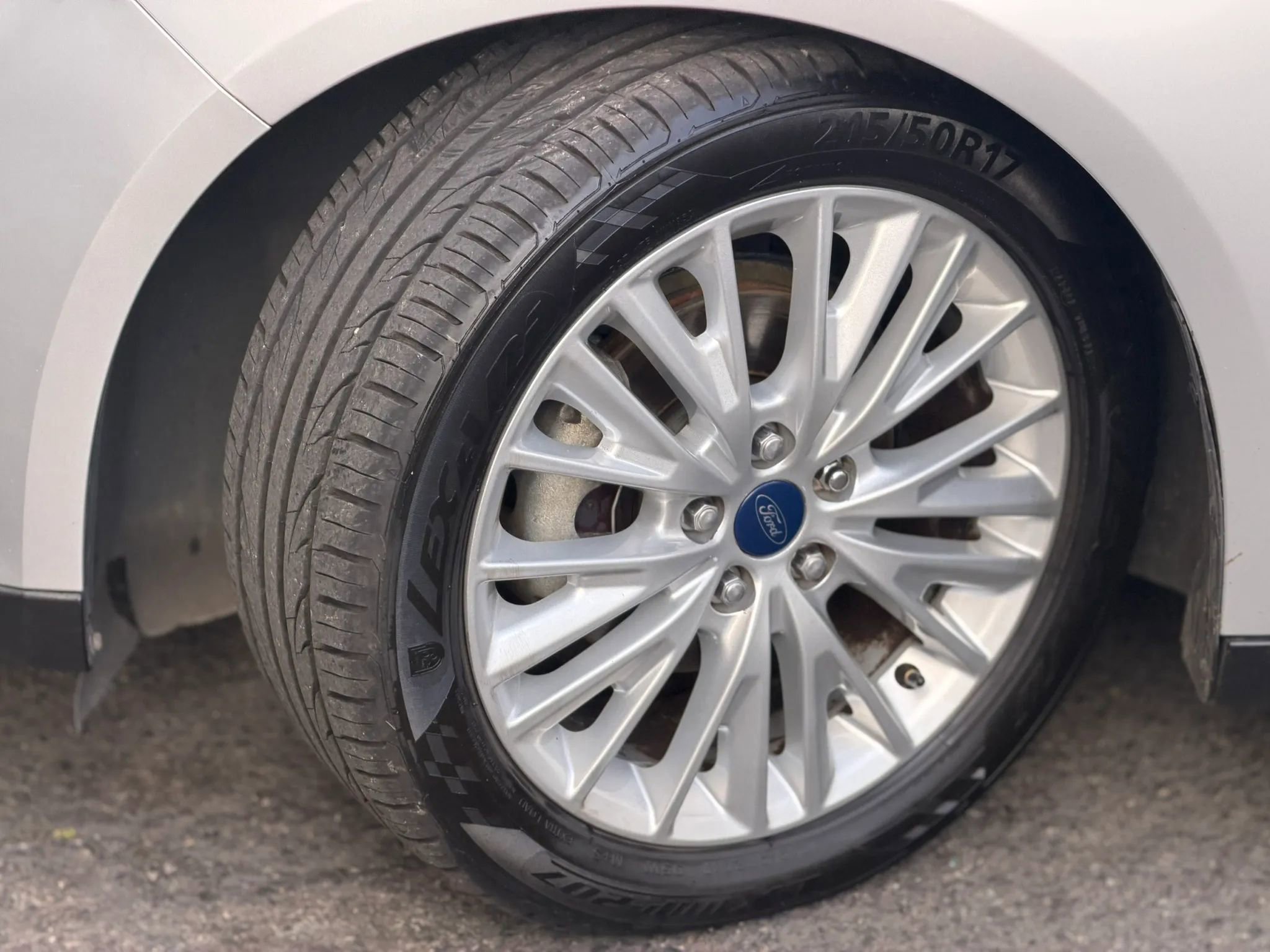 Used 2015 Ford Focus Titanium image 14