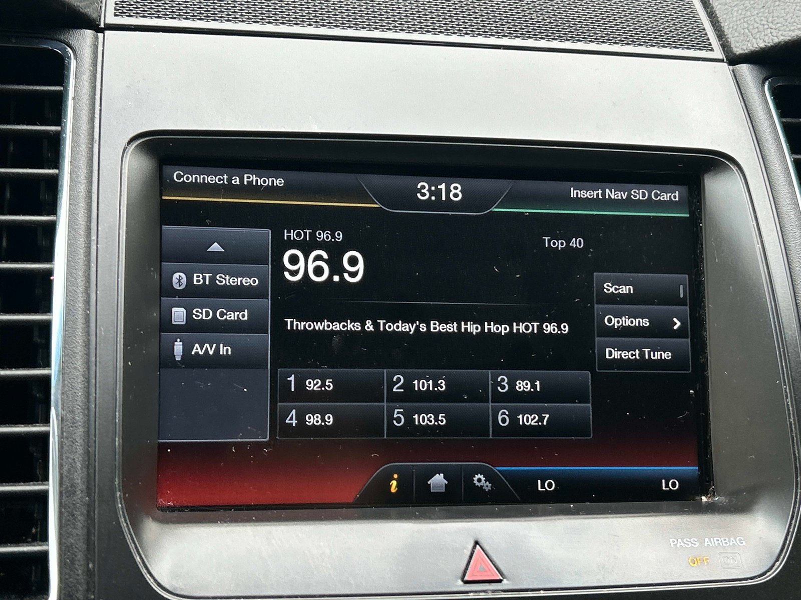 Used 2015 Ford Taurus SEL w/ Equipment Group 201A FWD image 26