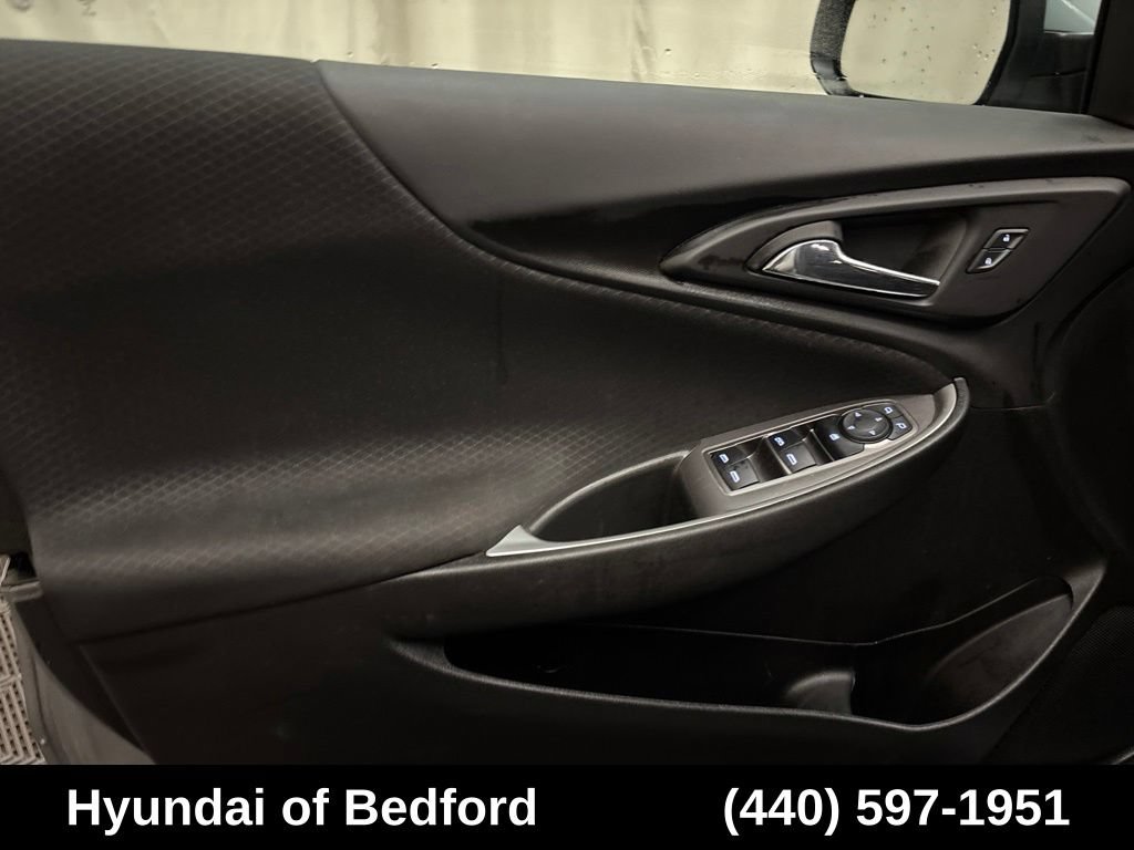 Used 2025 Chevrolet Malibu LT FWD image 10