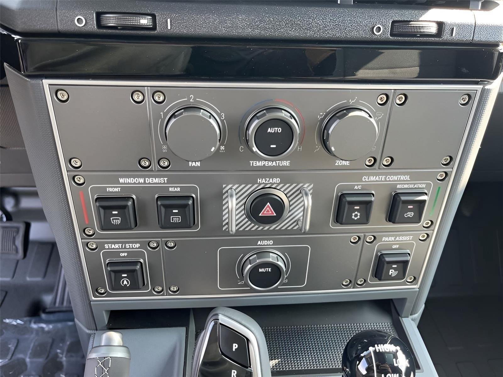 Used 2024 INEOS Grenadier Station Wagon AWD/4WD image 13