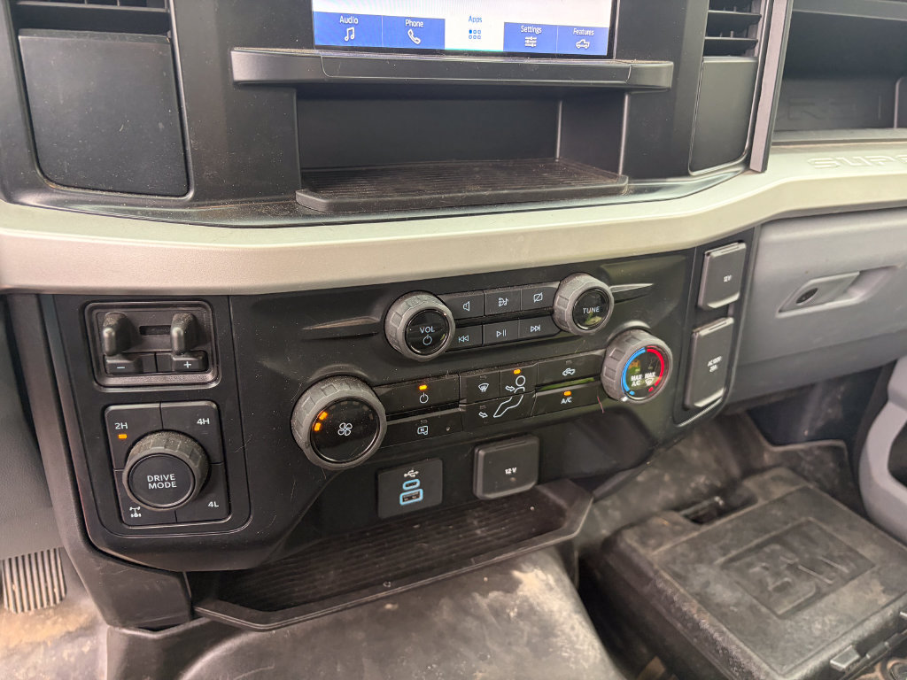 Used 2024 Ford F350 XL w/ STX Appearance Package AWD/4WD image 15