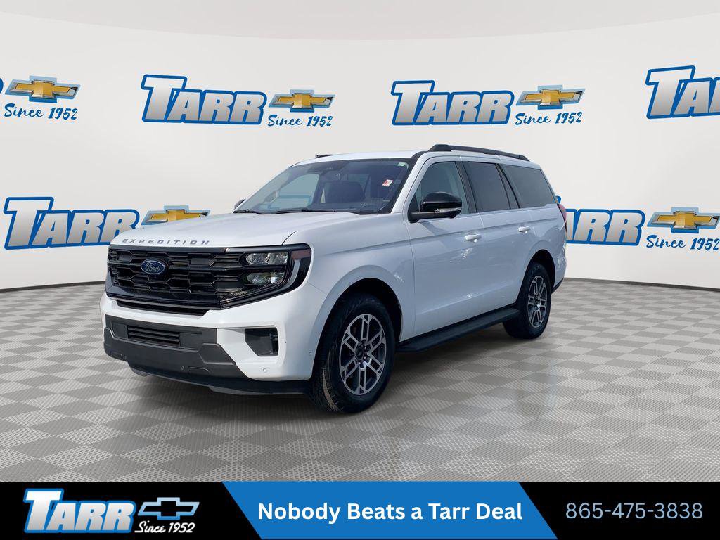 Used 2025 Ford Expedition Active AWD/4WD image 4