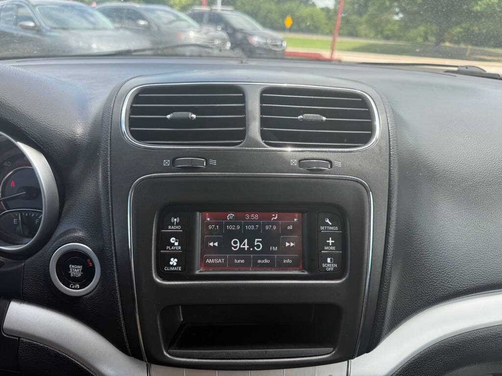 Used 2018 Dodge Journey SE w/ Popular Equipment Group FWD image 24