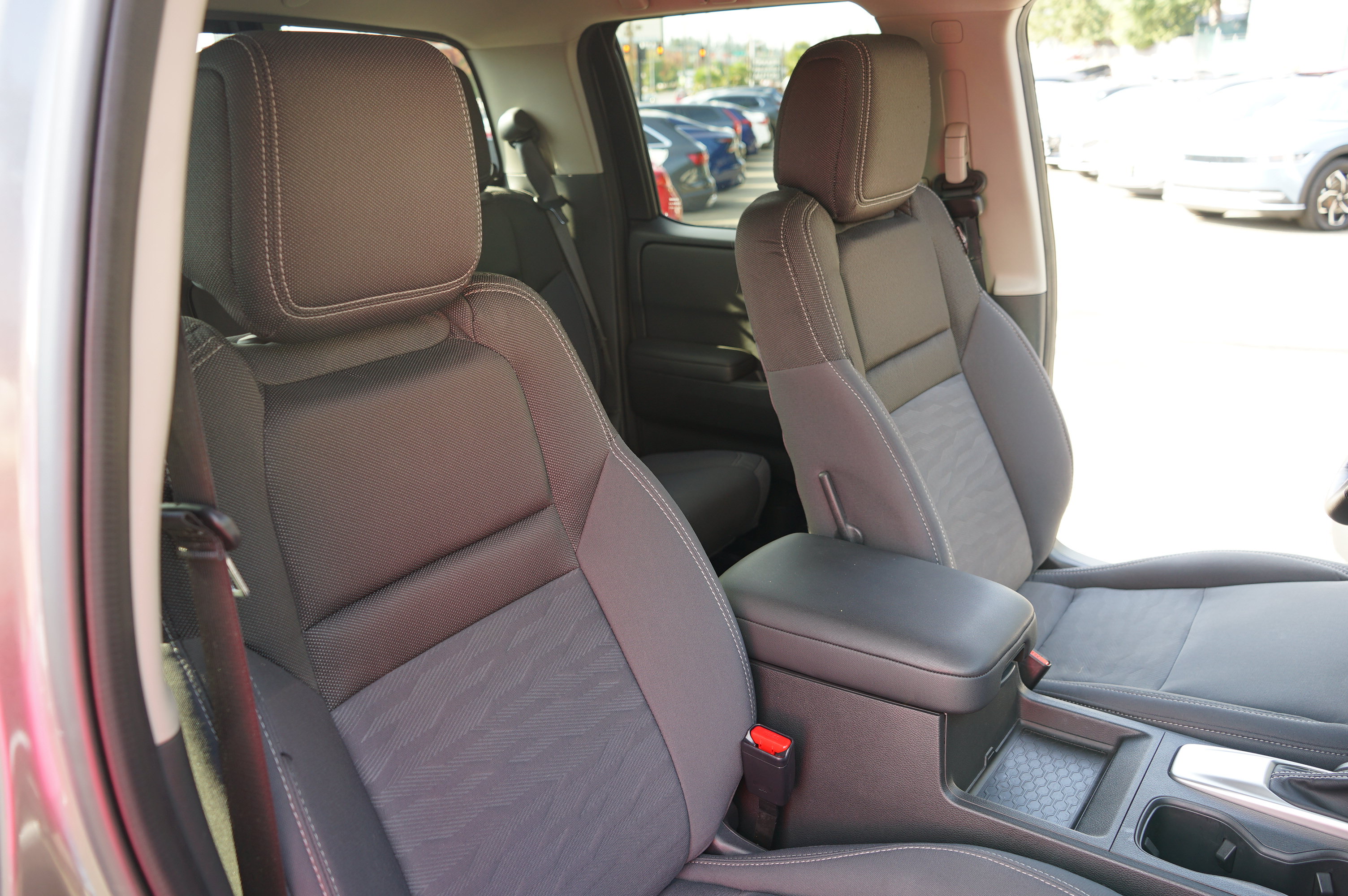 Used 2023 Nissan Frontier SV w/ SV Convenience Package AWD/4WD image 20