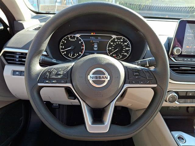 Certified 2022 Nissan Altima 2.5 SV FWD image 19
