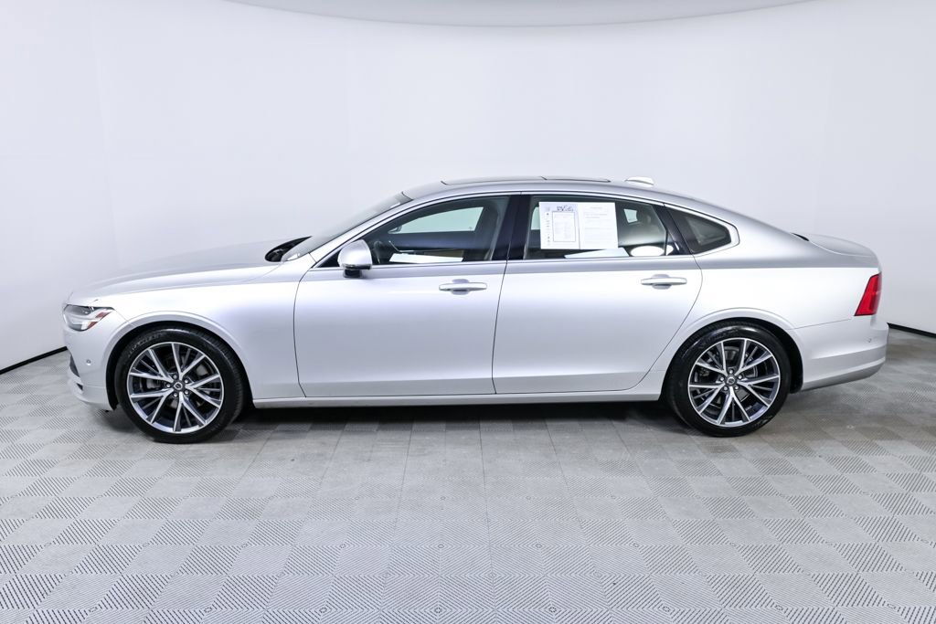 Used 2018 Volvo S90 T5 Momentum w/ Convenience Package image 3