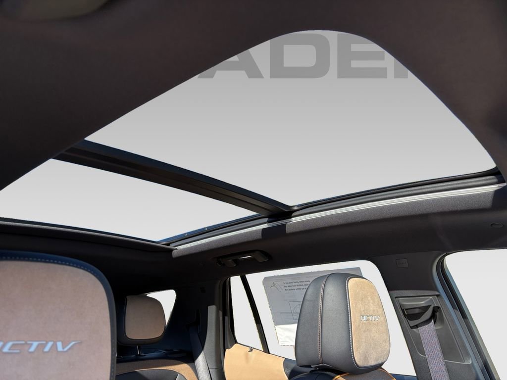 New 2026 Chevrolet Equinox ACTIV w/ Safety and Technology Package AWD/4WD image 6