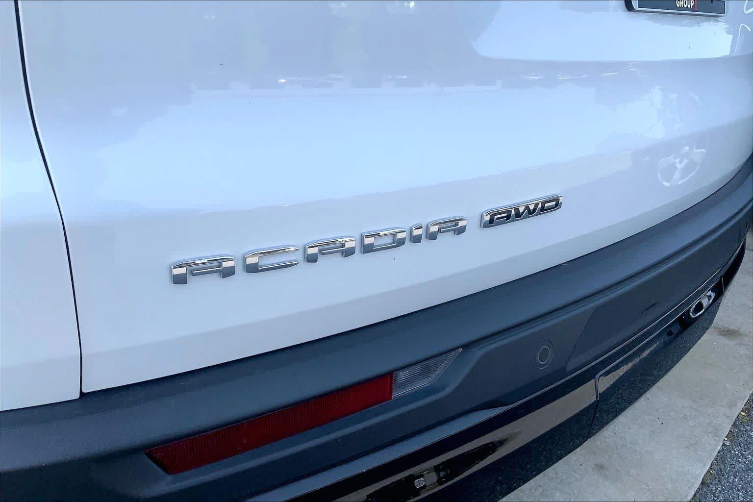 Used 2025 GMC Acadia AT4 w/ Luxury Package AWD/4WD image 31