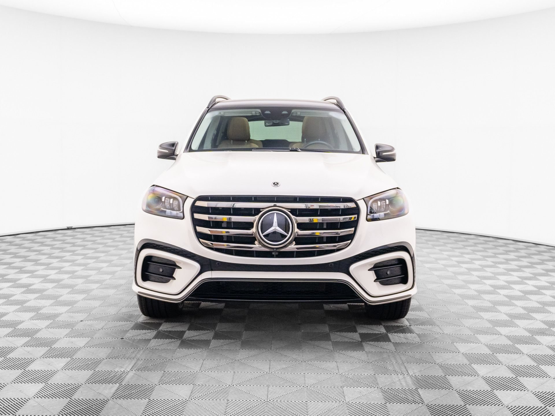 Used 2024 Mercedes-Benz GLS 450 4MATIC image 8