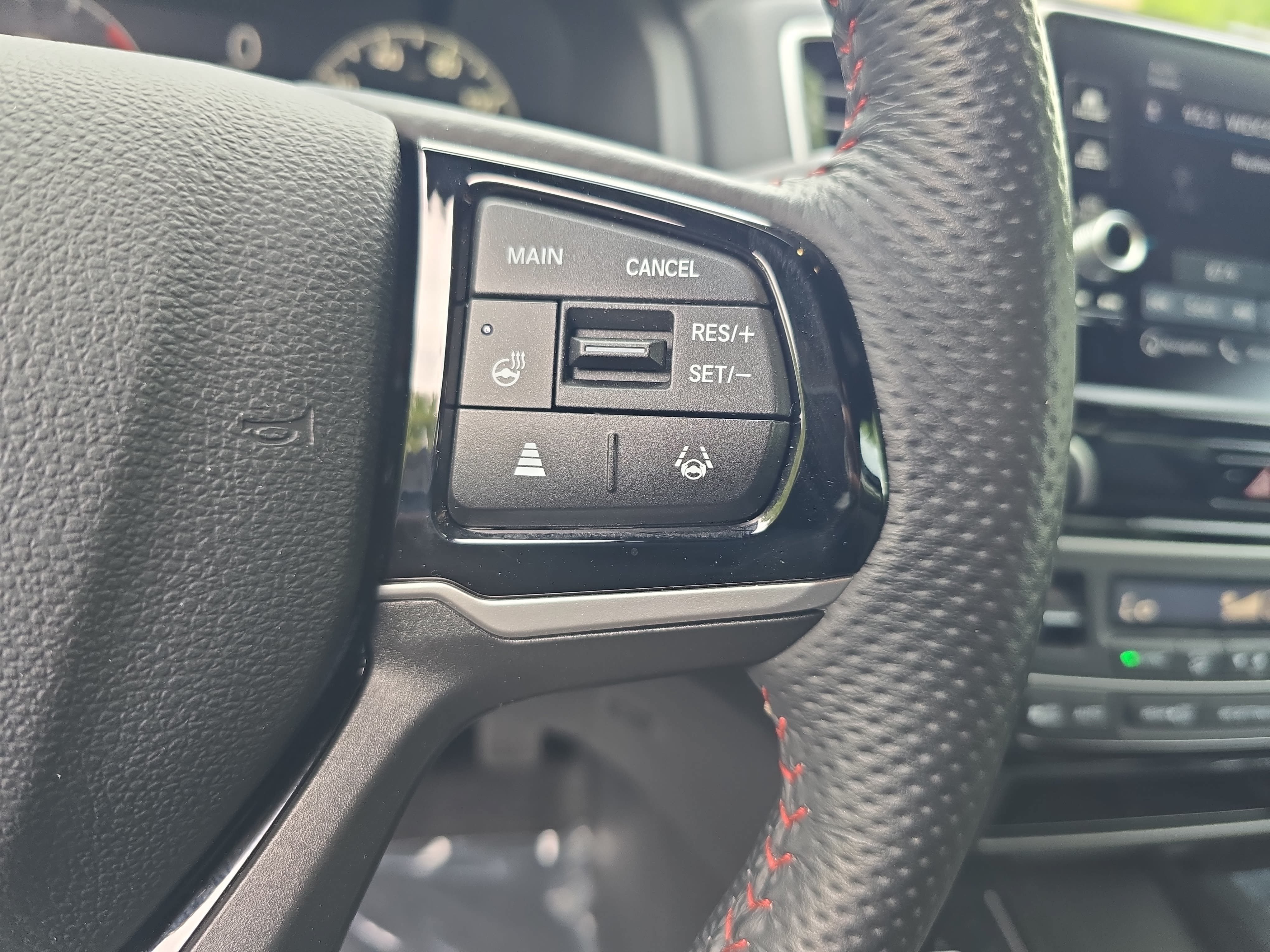 Used 2025 Honda Ridgeline Black Edition image 17