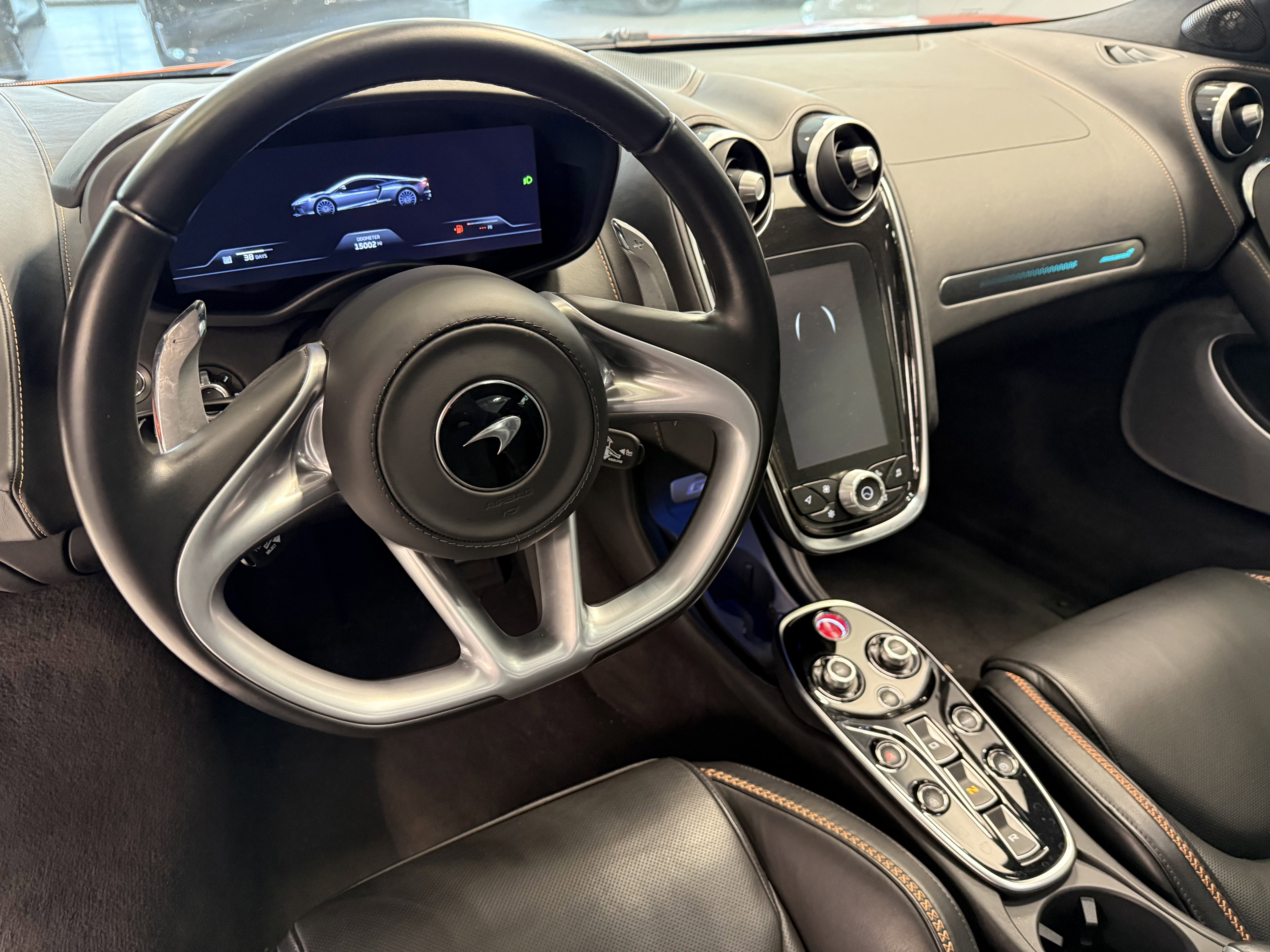 Used 2023 McLaren GT image 14