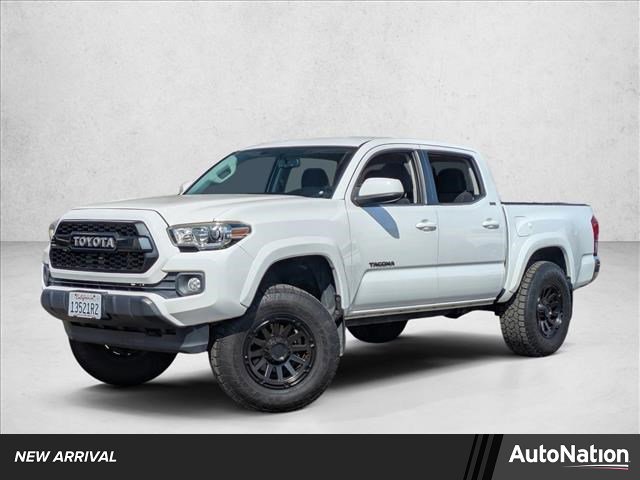 Used 2016 Toyota Tacoma SR5 w/ SR5 Appearance Package (SN) image 1
