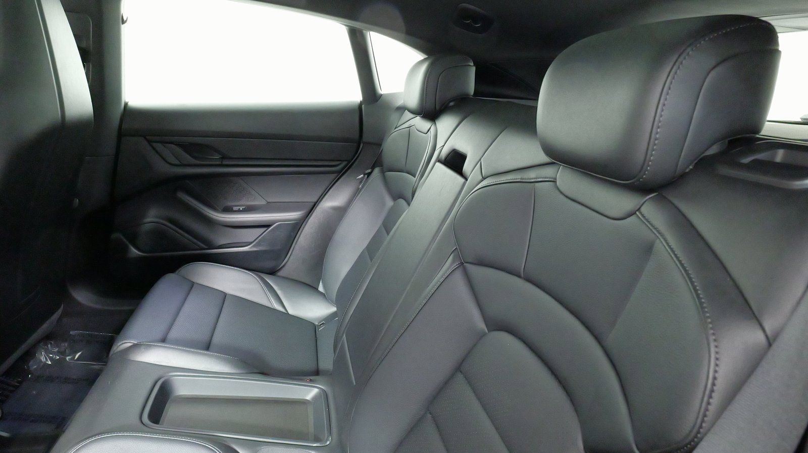 Used 2023 Porsche Taycan 4 Cross Turismo image 38