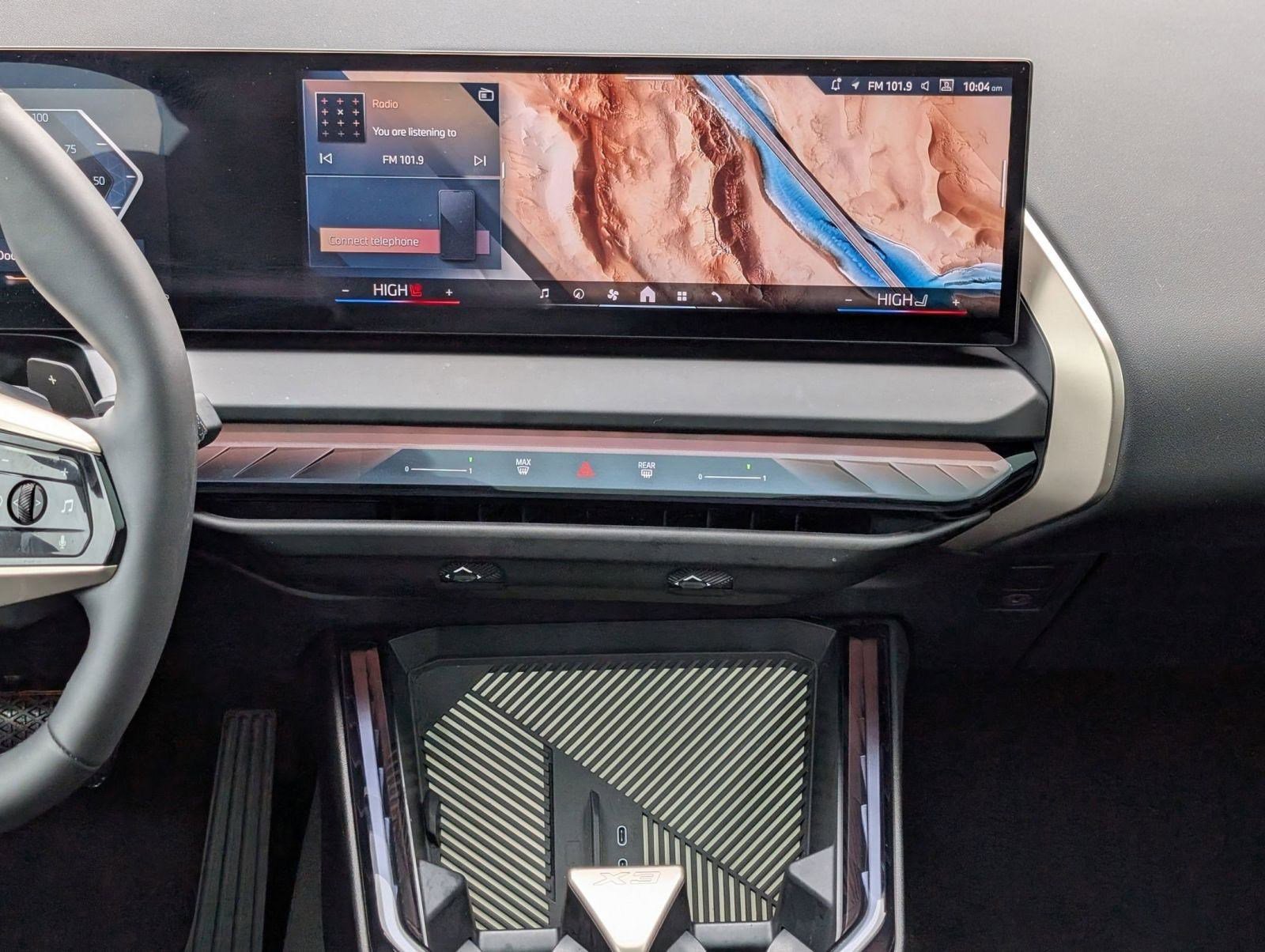 Certified 2025 BMW X3 xDrive30i w/ Premium Package image 27