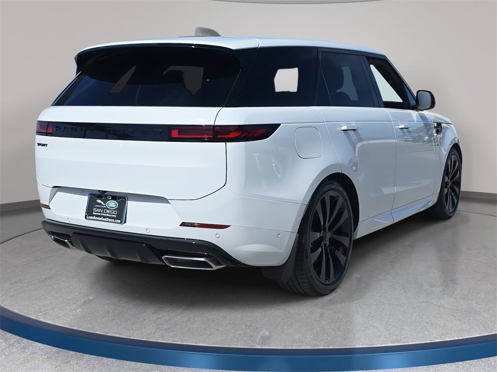 New 2026 Land Rover Range Rover Sport Dynamic SE image 5