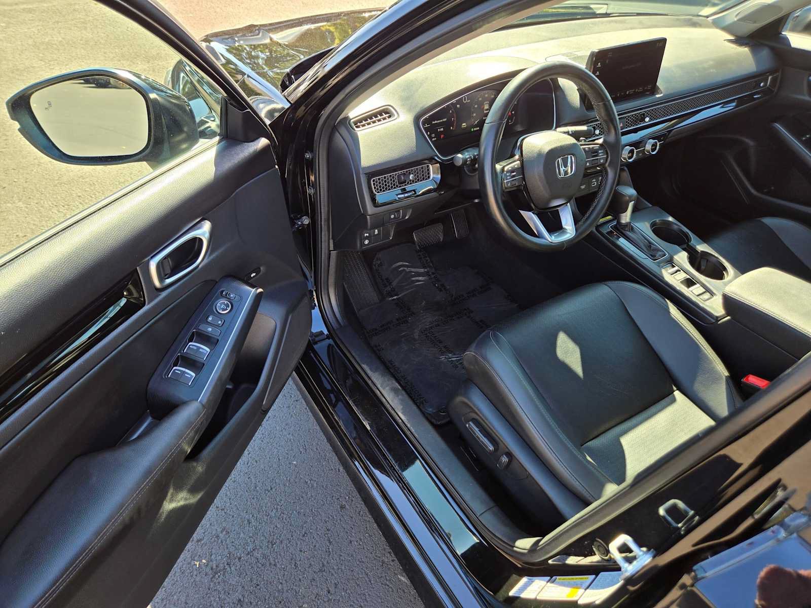 Used 2024 Honda Civic Touring image 19