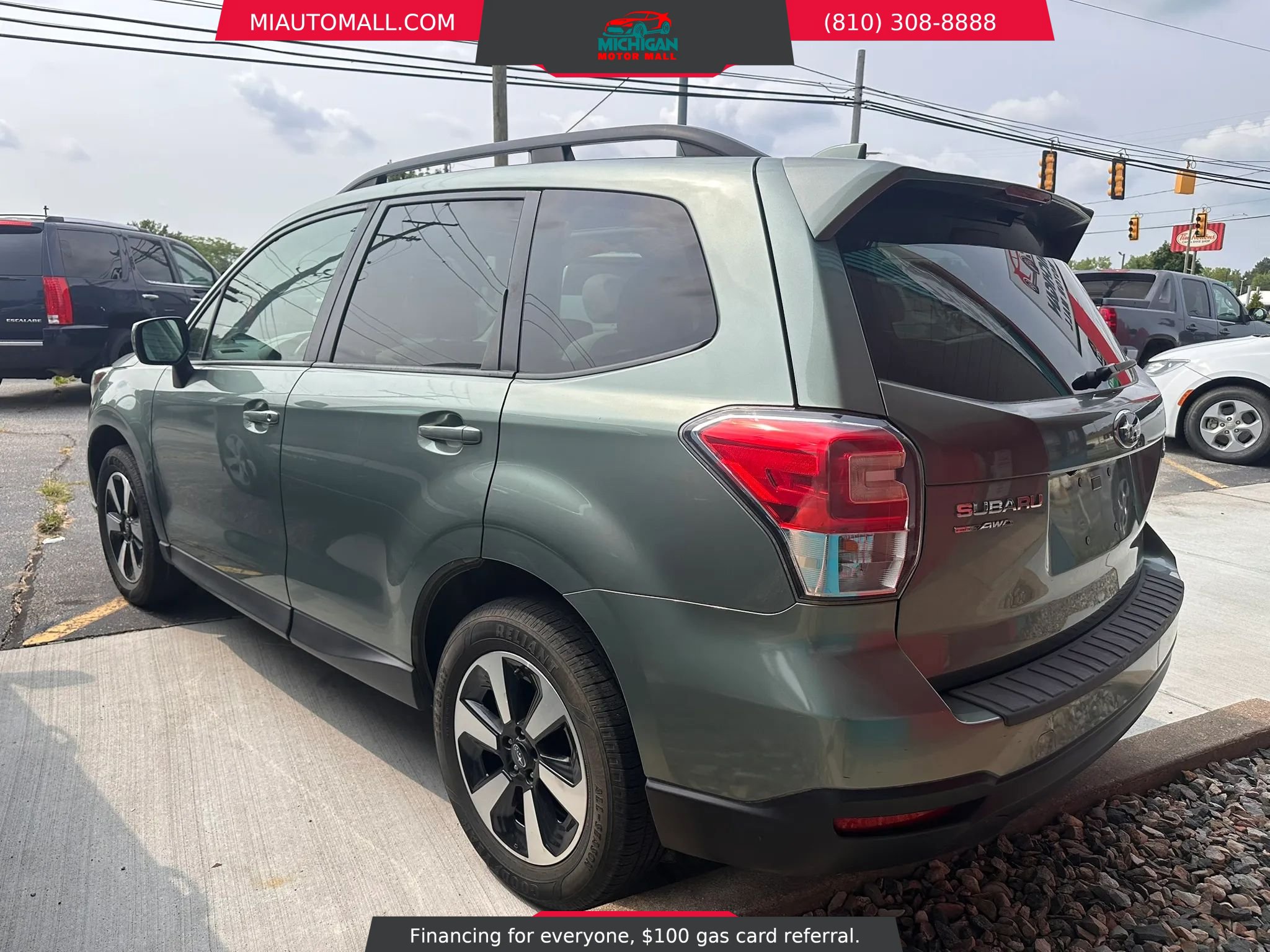 Used 2017 Subaru Forester 2.5i Premium w/ All-Weather Package AWD/4WD image 7