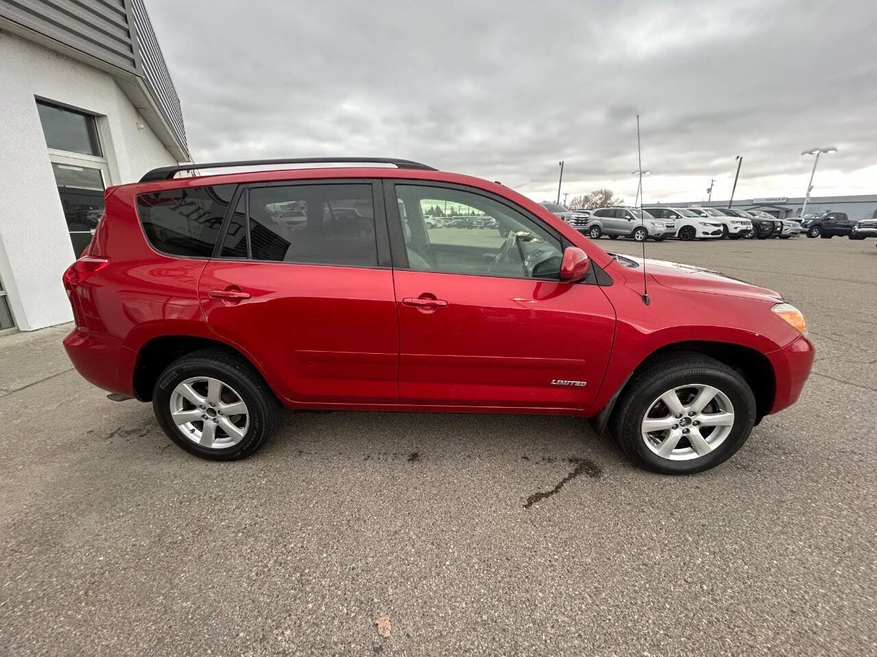 Used 2008 Toyota RAV4 Limited image 5