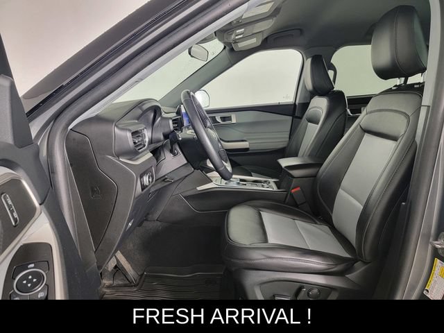 Certified 2023 Ford Explorer XLT w/ Equipment Group 202A AWD/4WD image 13