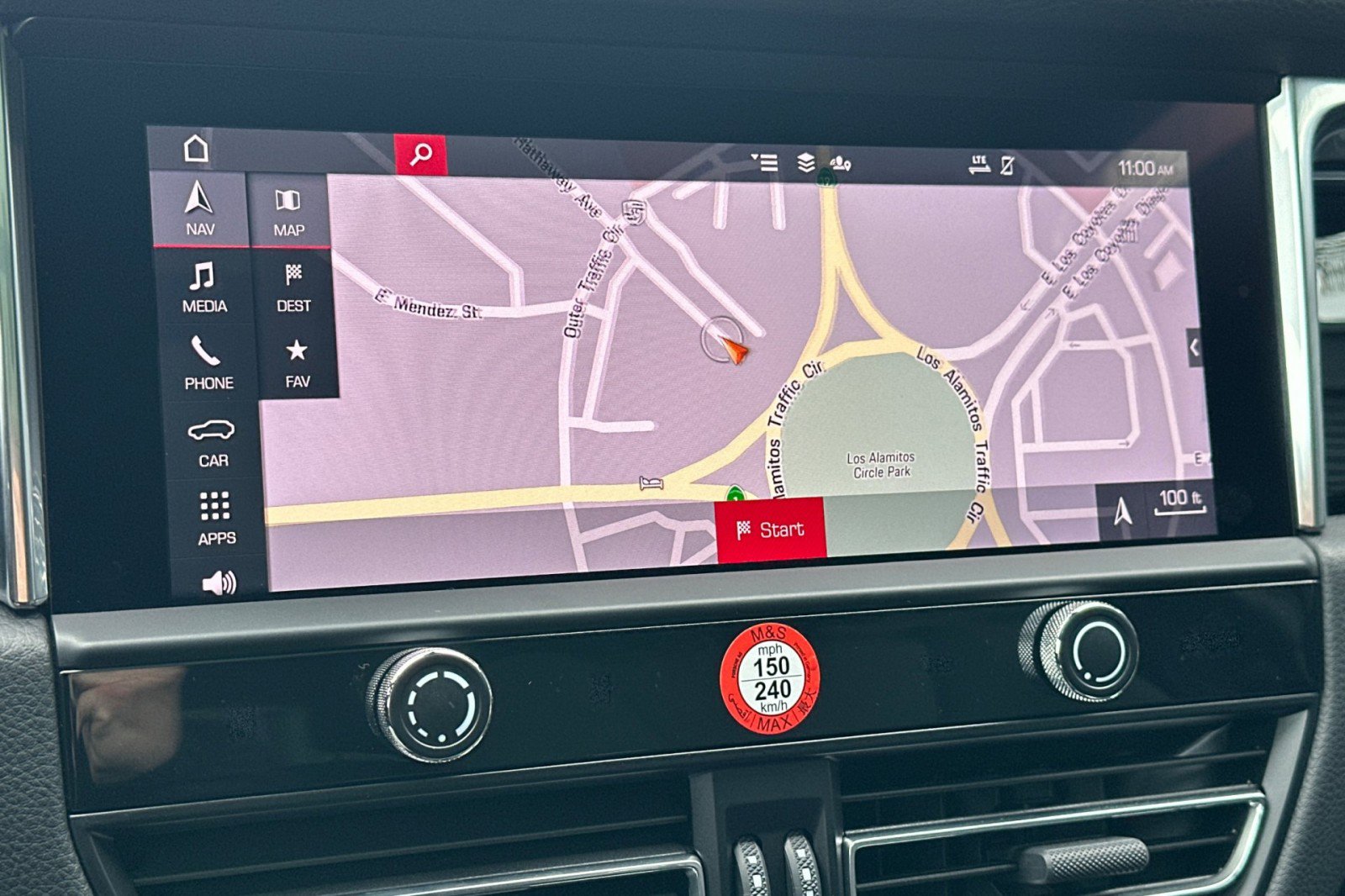 Used 2025 Porsche Macan image 19