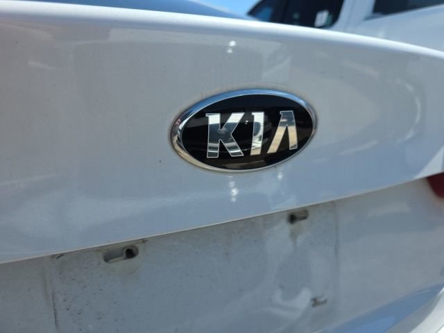 Used 2015 Kia Optima LX w/ LX Convenience Package FWD image 13