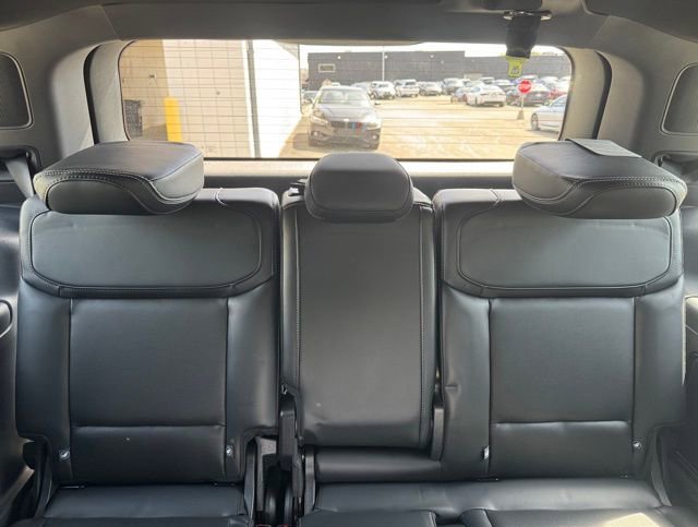 Used 2025 Ford Expedition Platinum w/ Stealth Performance Package AWD/4WD image 26