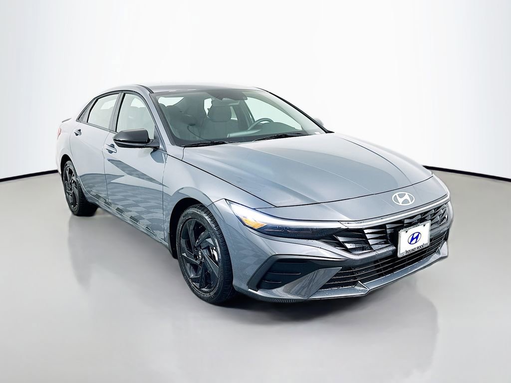 New 2026 Hyundai Elantra Sport image 3