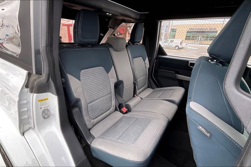 Used 2022 Ford Bronco Outer Banks image 25