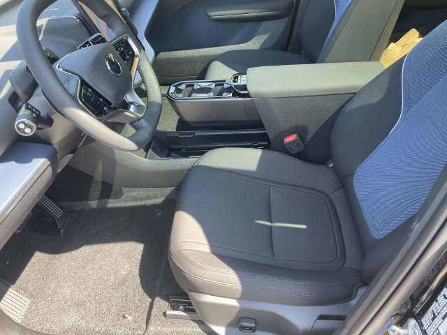 New 2026 Volvo EX30 Ultra w/ Protection Package Premier AWD/4WD image 12