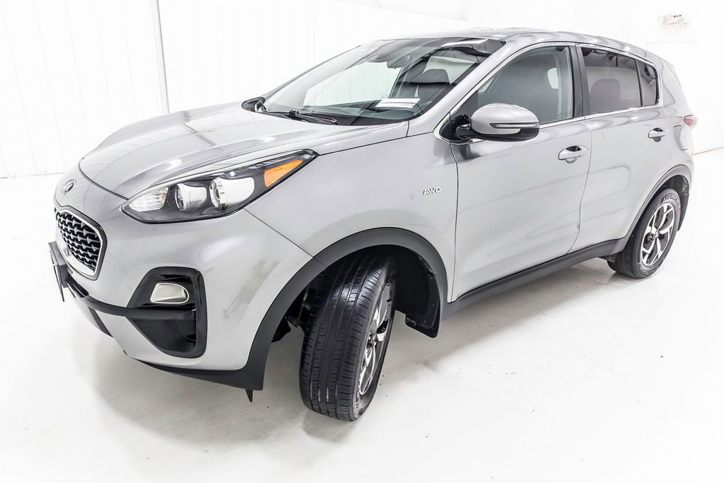 Used 2020 Kia Sportage LX w/ LX Popular Package image 2