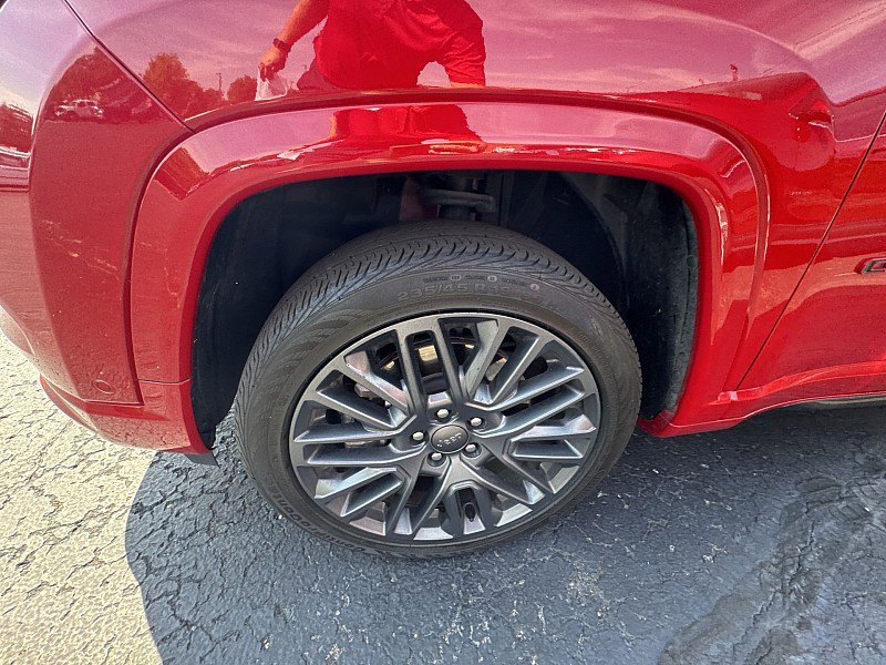 Used 2024 Jeep Compass Limited image 21