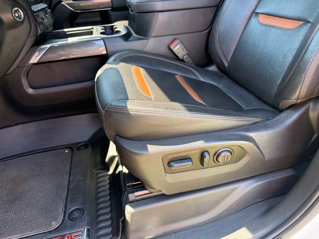 Used 2022 GMC Sierra 2500 AT4 w/ AT4 Premium Plus Package AWD/4WD image 21