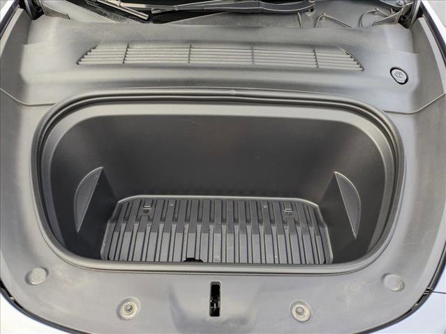 Used 2023 Tesla Model Y Long Range image 22