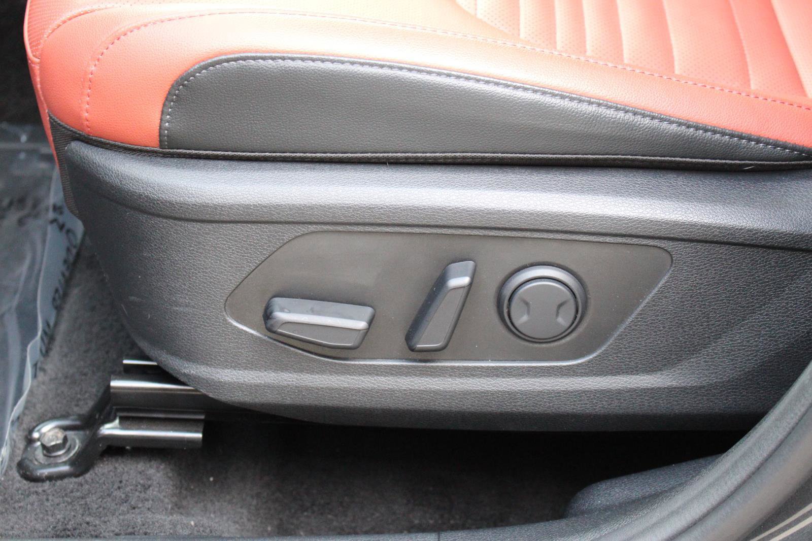 Certified 2024 Kia Sportage SX image 29