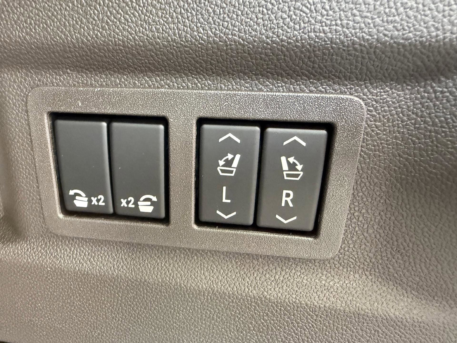 New 2026 Chevrolet Tahoe LT image 17