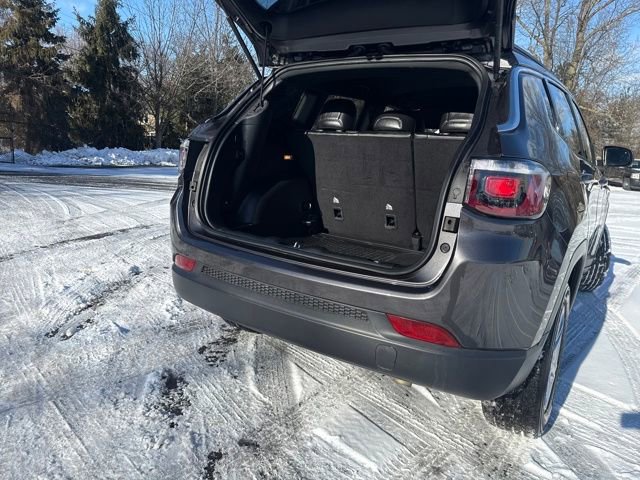 Used 2024 Jeep Compass Latitude w/ Convenience Group image 26