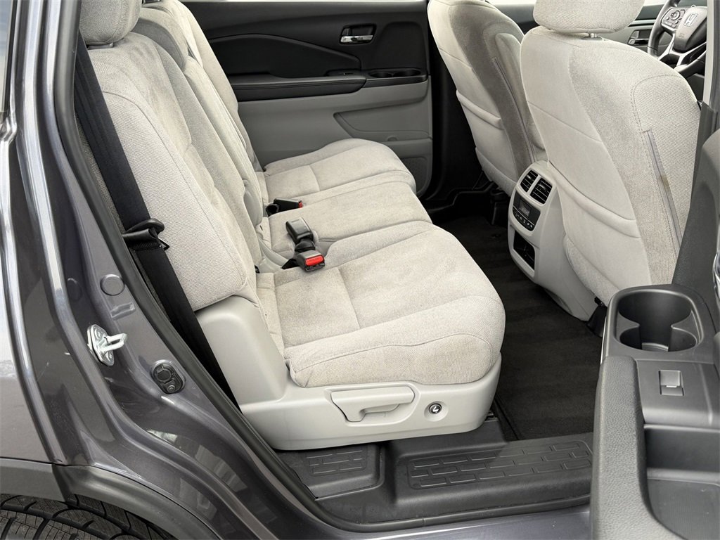 Used 2021 Honda Pilot EX image 24