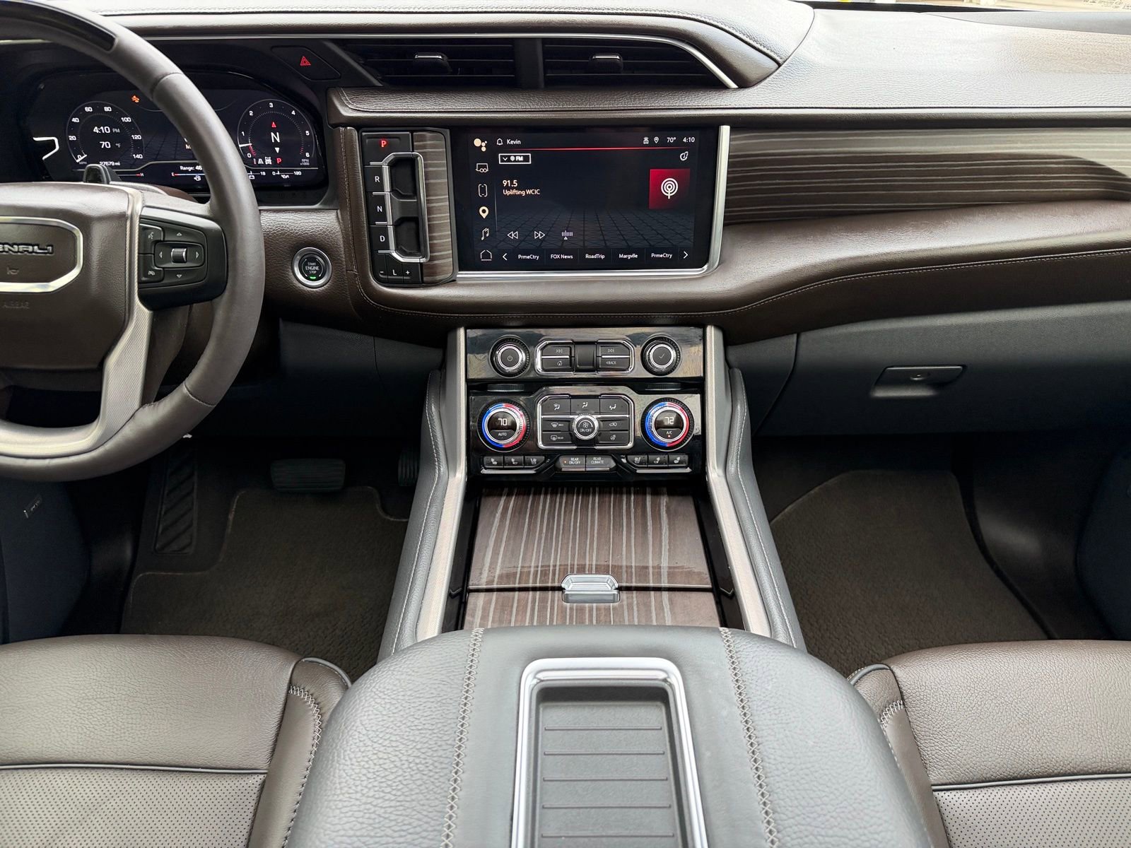 Used 2024 GMC Yukon XL Denali w/ Denali Reserve Package image 26