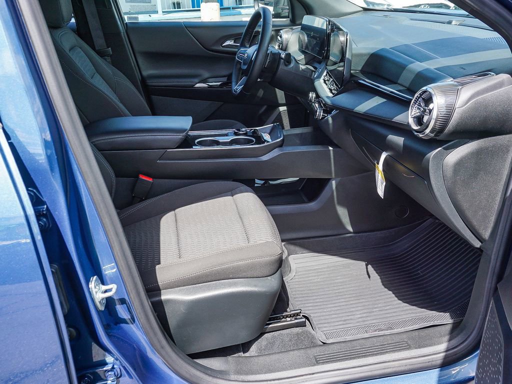 Used 2026 Chevrolet Equinox LT w/ LPO, Floor Liner Package image 12