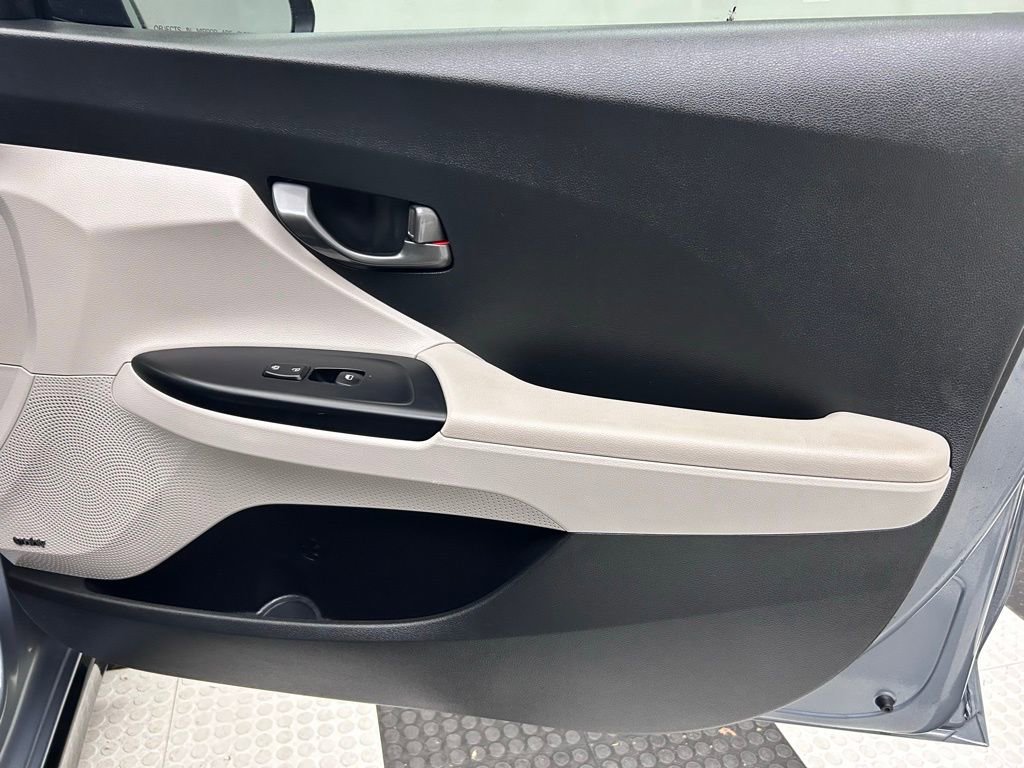 Used 2020 Hyundai Veloster Turbo Ultimate image 14