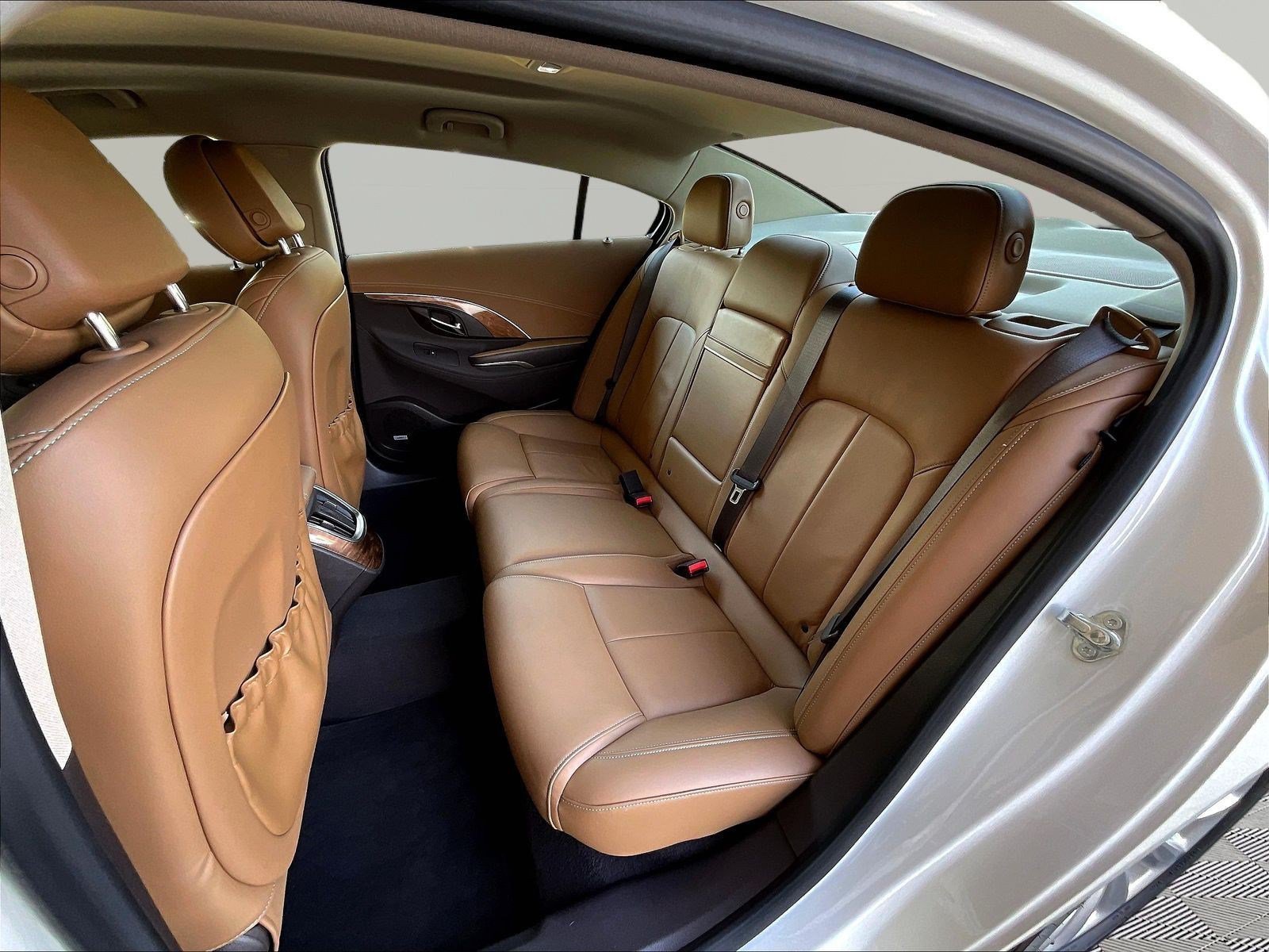 Used 2014 Buick LaCrosse Leather FWD image 22