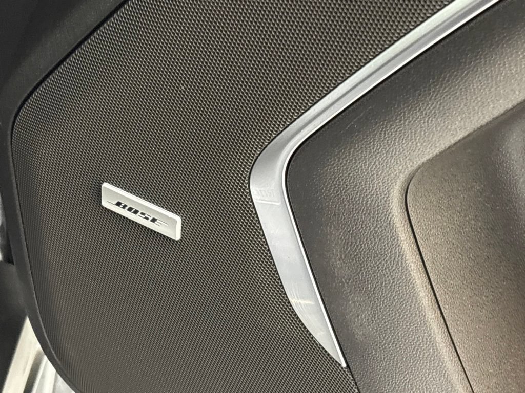 Certified 2025 Chevrolet Suburban Premier AWD/4WD image 18
