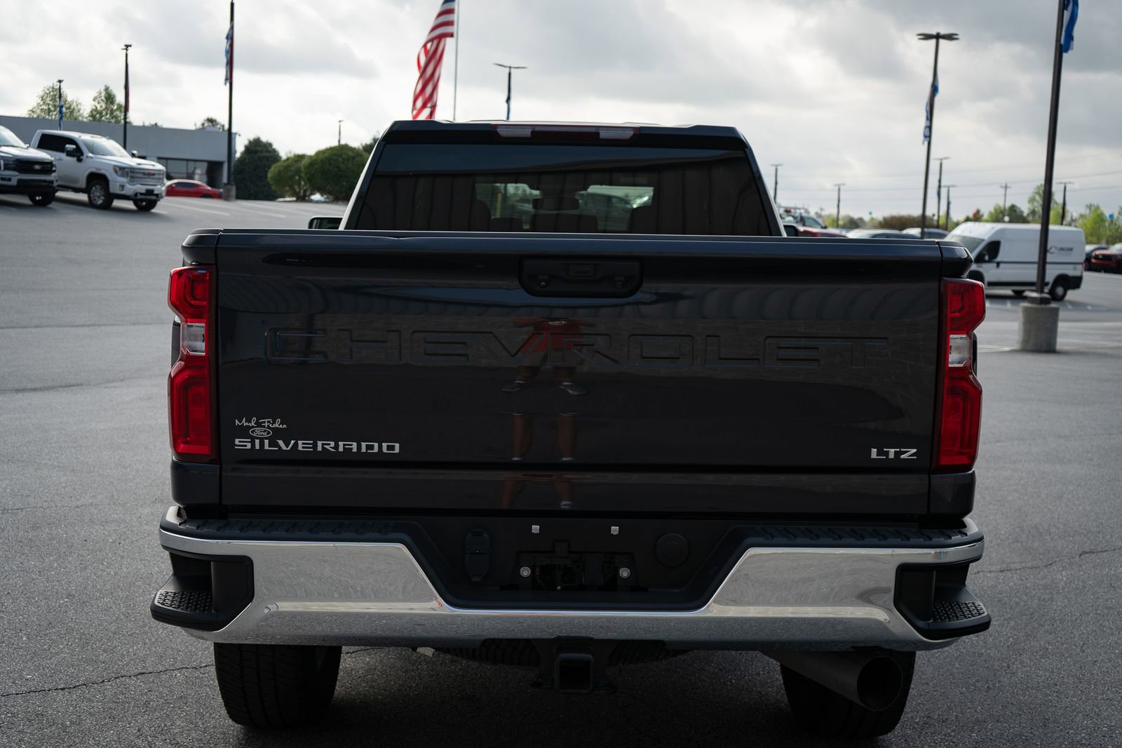 Used 2024 Chevrolet Silverado 2500 LTZ AWD/4WD image 8